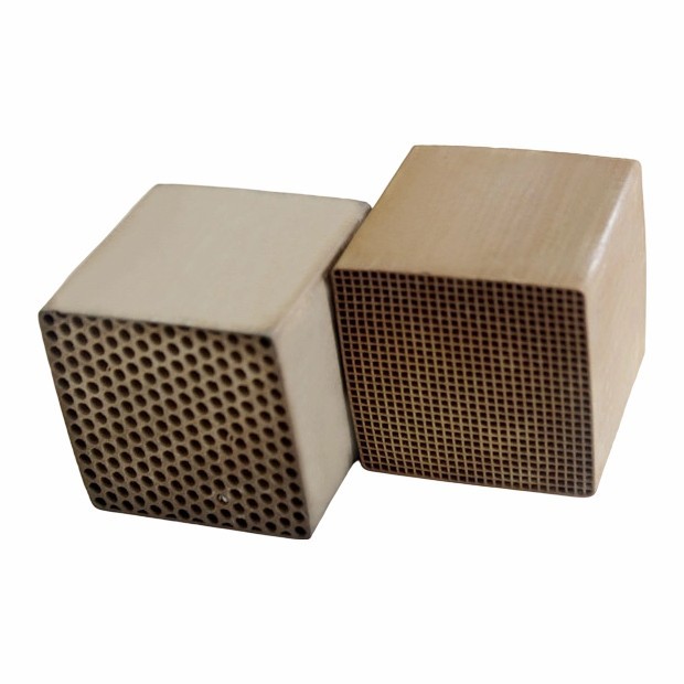VOCs Removal Honeycomb Ceramic Catalyst suppliers